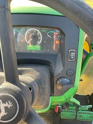 Thumbnail image John Deere 5075E 5