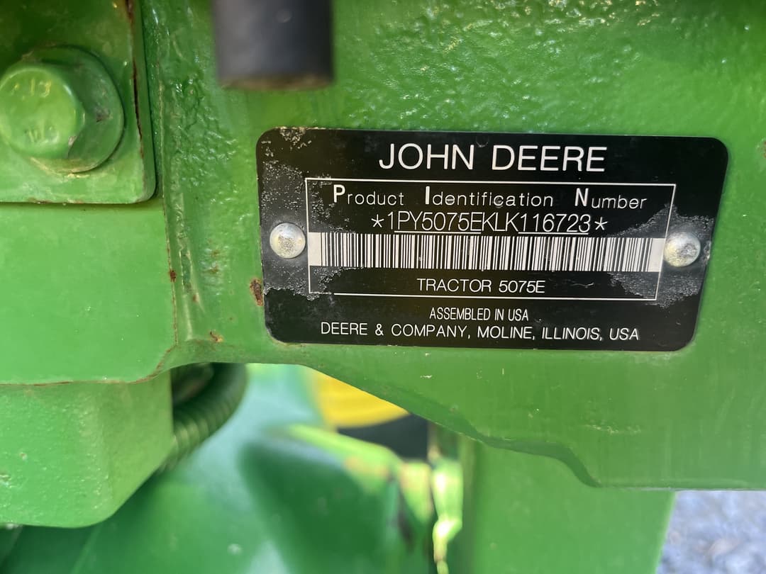 Image of John Deere 5075E Image 1