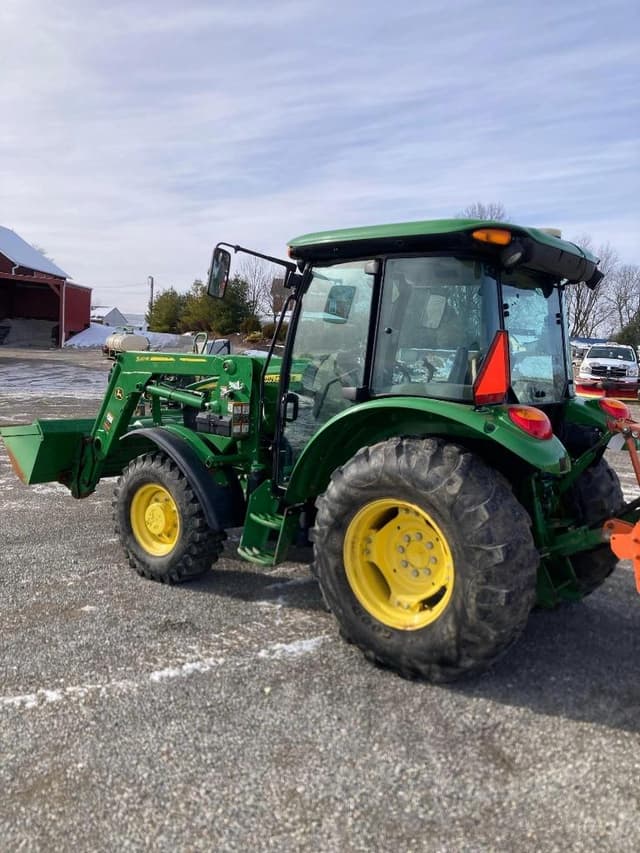 Image of John Deere 5075E equipment image 2