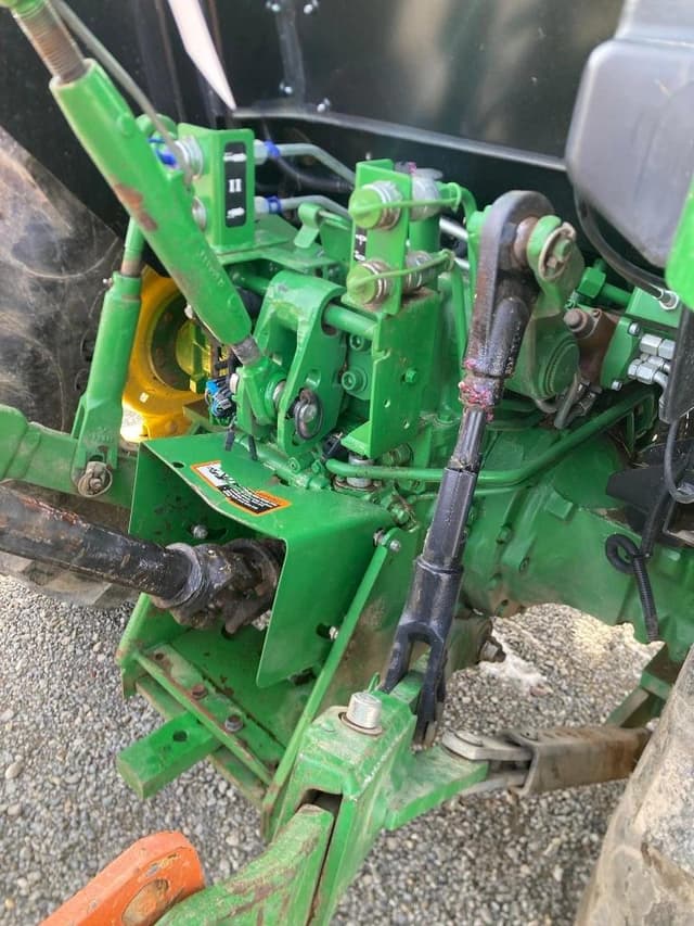 Image of John Deere 5075E equipment image 3