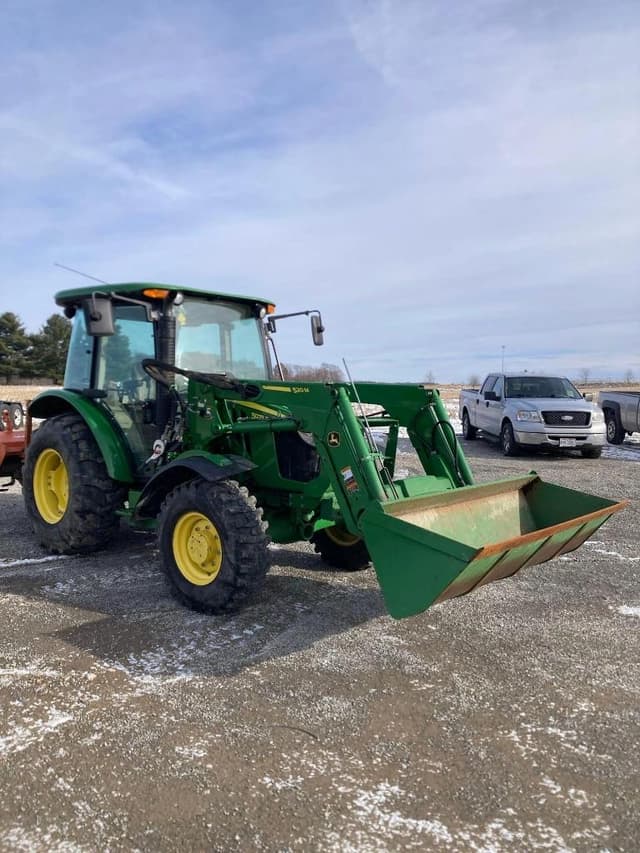 Image of John Deere 5075E equipment image 1