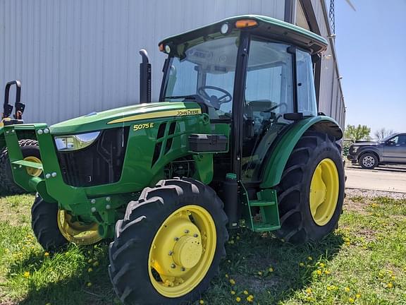 Image of John Deere 5075E Primary image