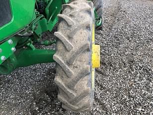 Main image John Deere 5075E 15