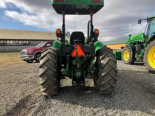 Main image John Deere 5075E 3