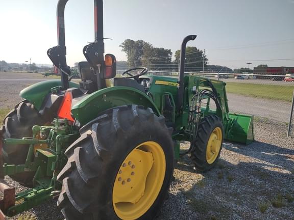 Image of John Deere 5075E equipment image 2