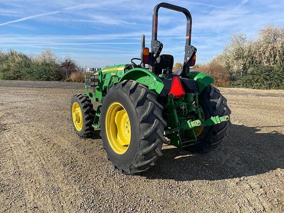 Image of John Deere 5075E equipment image 2