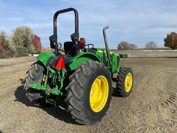 Image of John Deere 5075E equipment image 4