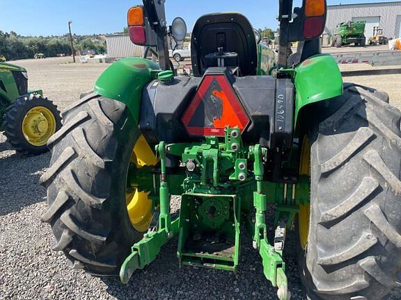 Image of John Deere 5075E equipment image 2