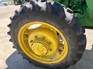 Image of John Deere 5075E equipment image 1