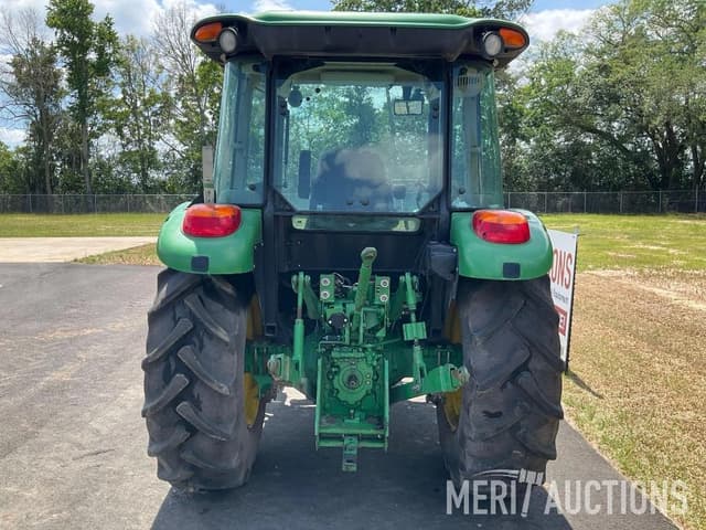 Image of John Deere 5075E equipment image 3