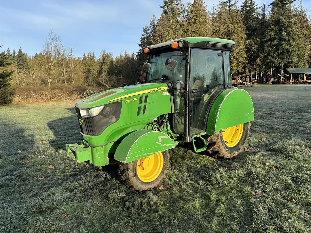 Image of John Deere 5075GN Primary image