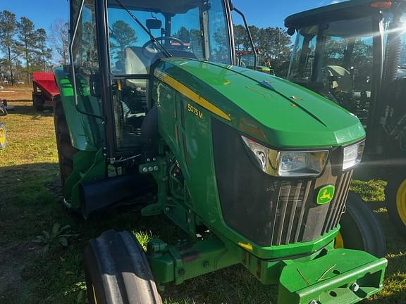 Image of John Deere 5075M equipment image 2