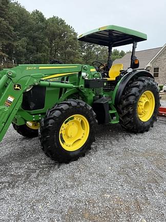 Image of John Deere 5075M equipment image 1