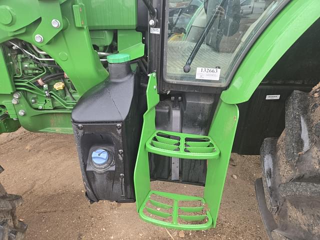 Image of John Deere 5090M equipment image 2