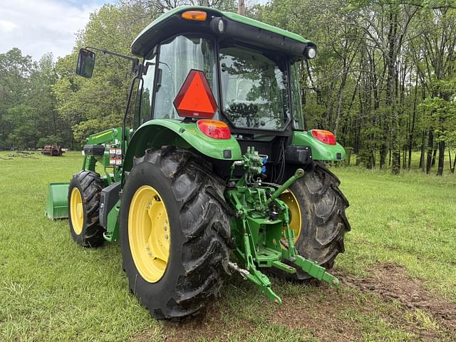 Image of John Deere 5090E equipment image 3