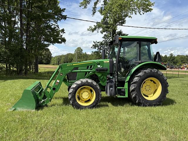 Image of John Deere 5090E equipment image 1