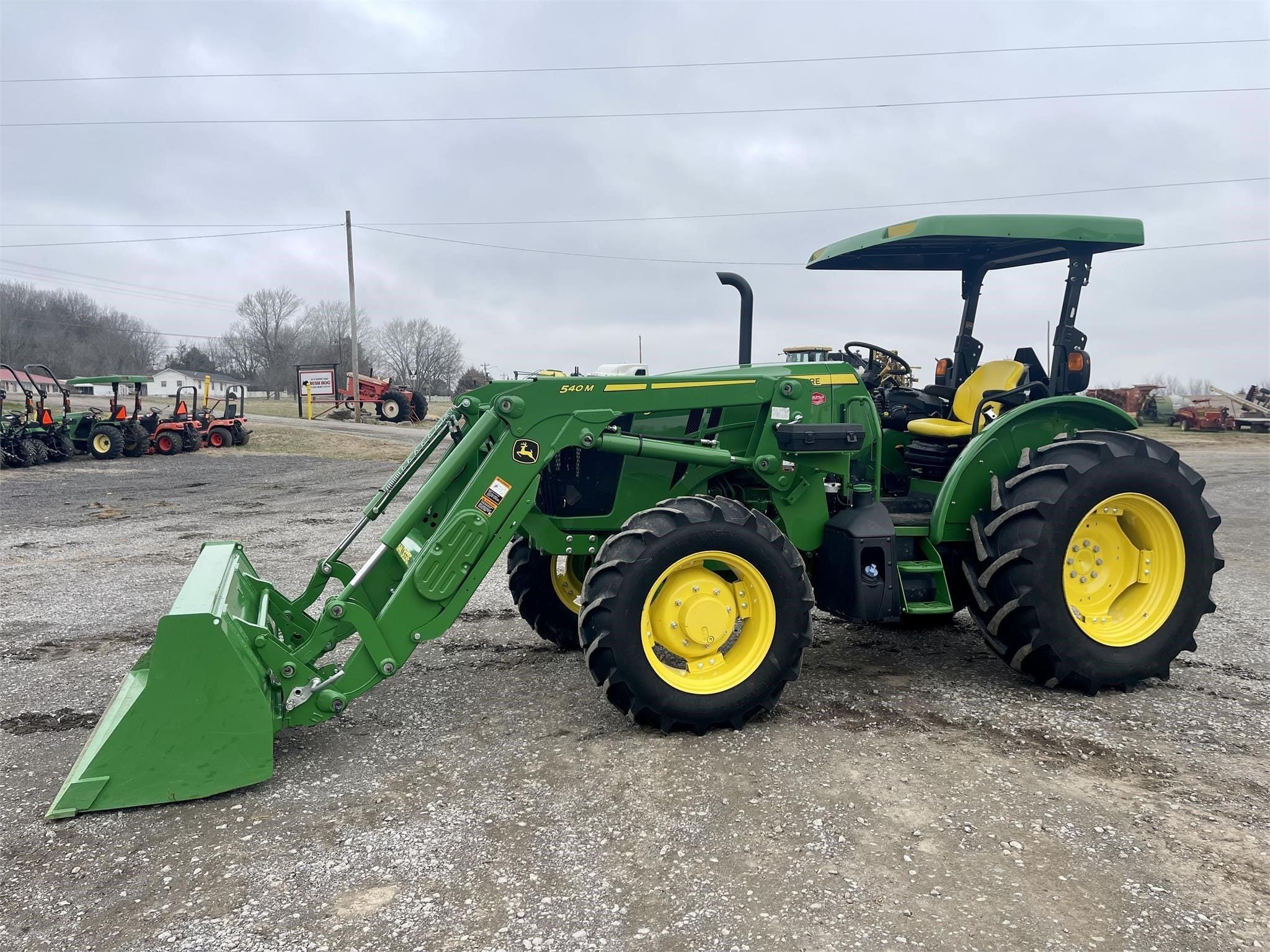 2019 John Deere 5090E Equipment Image0