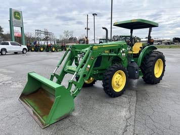Main image John Deere 5090E