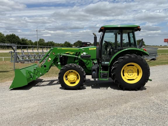 Image of John Deere 5090E equipment image 1
