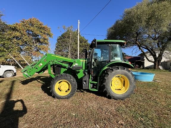 Image of John Deere 5090E equipment image 1