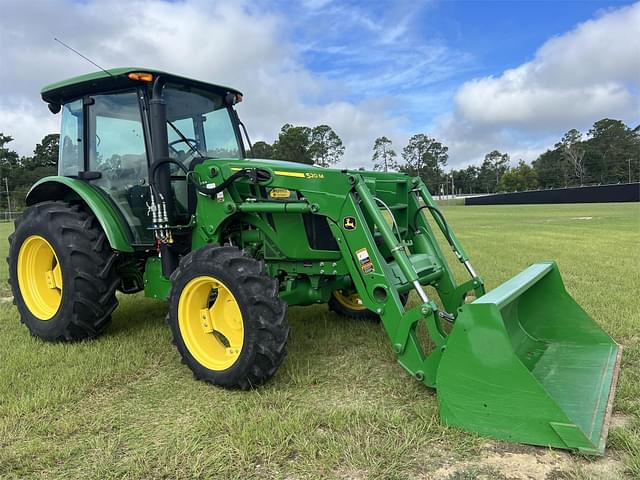 Image of John Deere 5090E equipment image 2