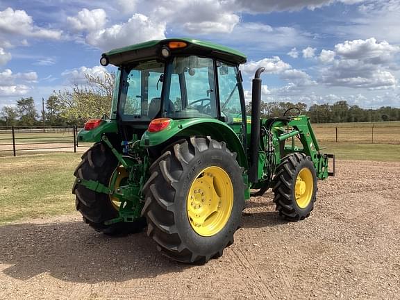 Image of John Deere 5090E equipment image 4