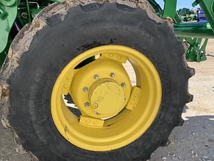 Main image John Deere 5090E 10