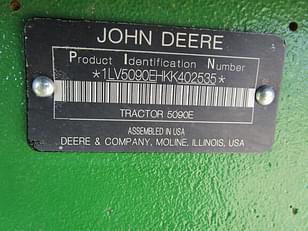 Main image John Deere 5090E 7