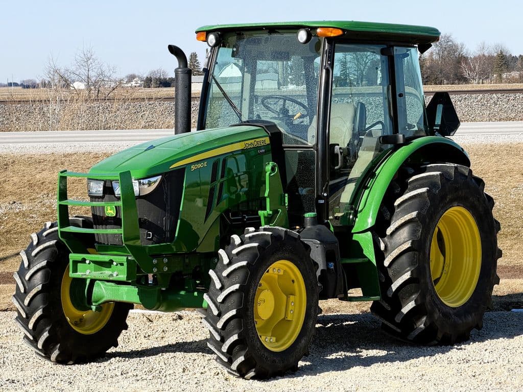 Image of John Deere 5090E Primary image