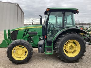 2019 John Deere 5090E Image