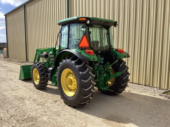 Image of John Deere 5090E equipment image 3