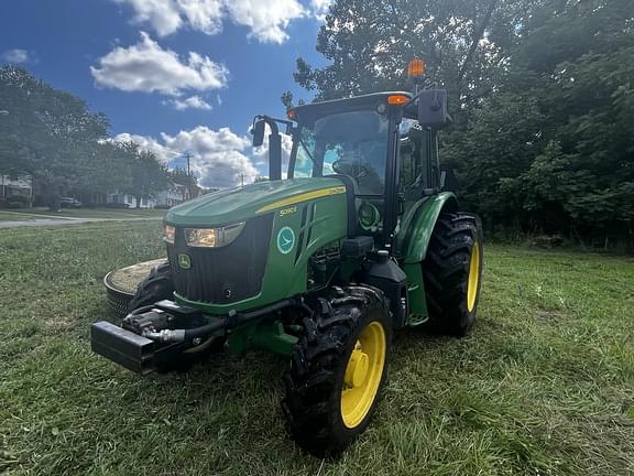 Image of John Deere 5090E equipment image 2