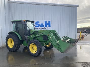 Main image John Deere 5090E