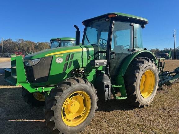 Image of John Deere 5090E Primary image