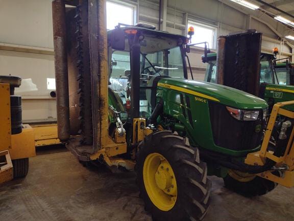 2019 John Deere 5090E Equipment Image0