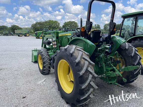 Image of John Deere 5090E equipment image 1