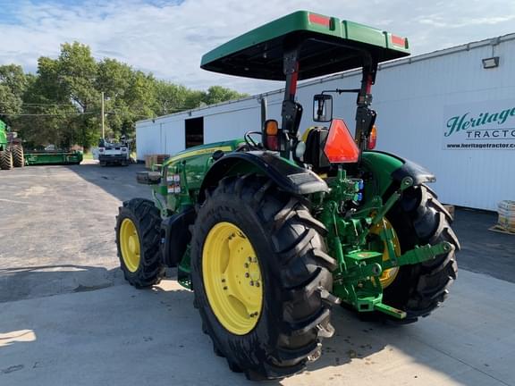 Image of John Deere 5090E equipment image 2
