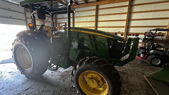 Image of John Deere 5090E equipment image 1