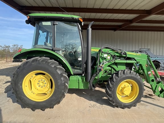 Main image John Deere 5090E