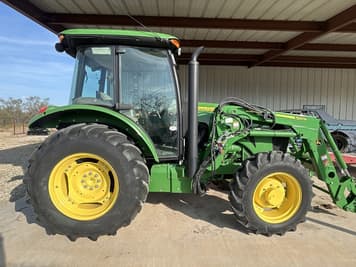 Main image John Deere 5090E