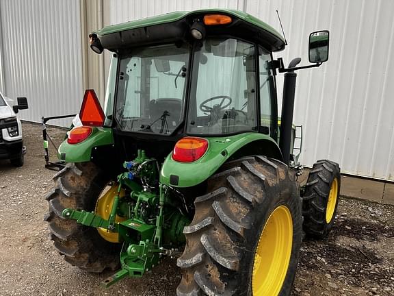 Image of John Deere 5090E equipment image 3