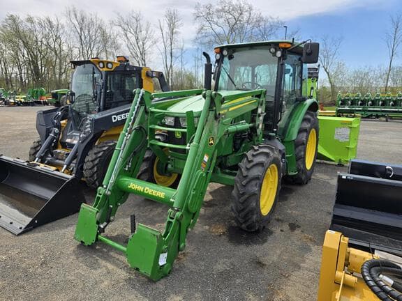 Image of John Deere 5090E equipment image 1