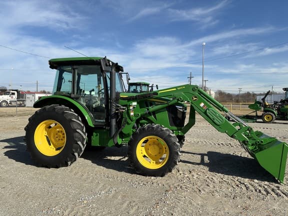 Image of John Deere 5090E equipment image 1