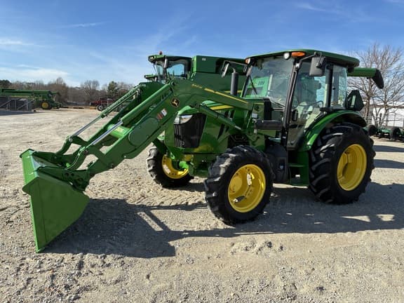 Image of John Deere 5090E equipment image 3