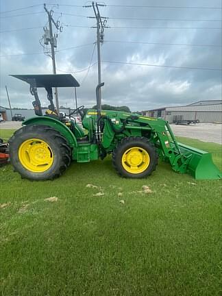Image of John Deere 5090E Primary image