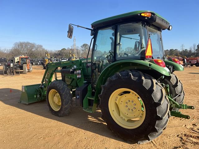 Image of John Deere 5090E equipment image 1