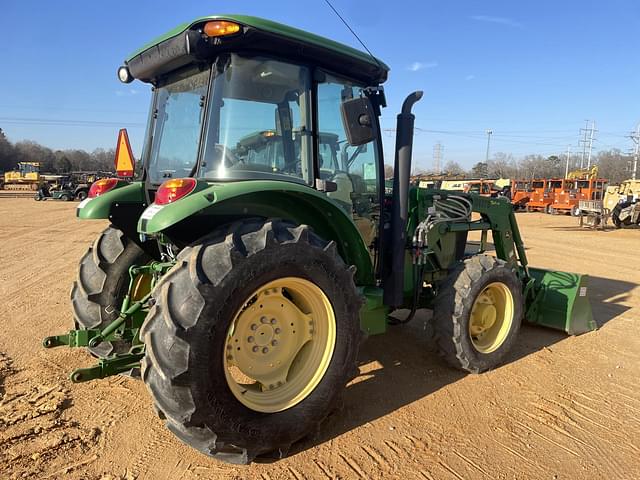 Image of John Deere 5090E equipment image 2