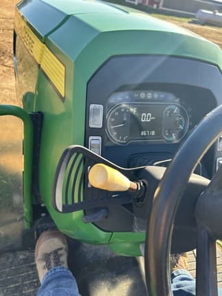 Image of John Deere 5090EL equipment image 1