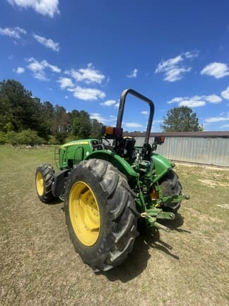 Image of John Deere 5090EL equipment image 4