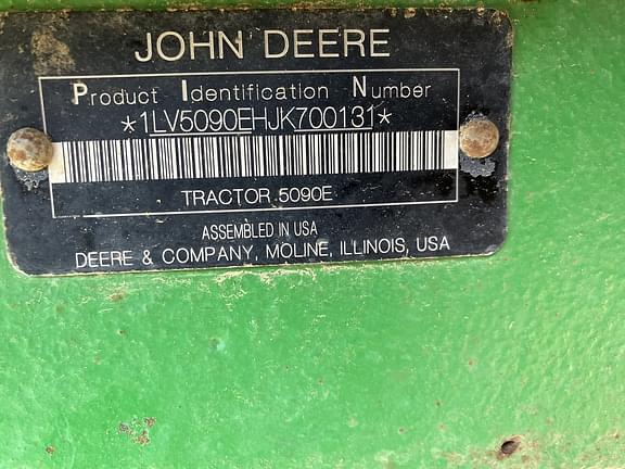 Image of John Deere 5090E equipment image 2